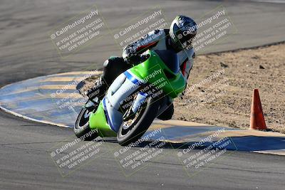 media/Jan-09-2022-SoCal Trackdays (Sun) [[2b1fec8404]]/Turns 9 and 8 (920am)/